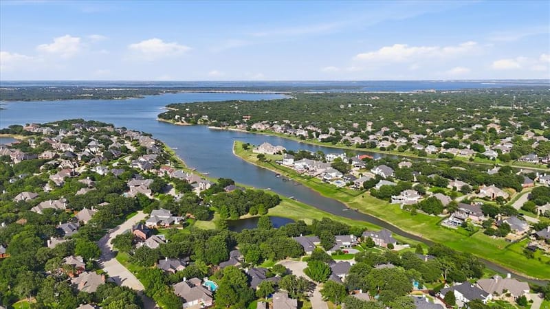 2801 Timber Crest Lane, Highland Village TX 75077