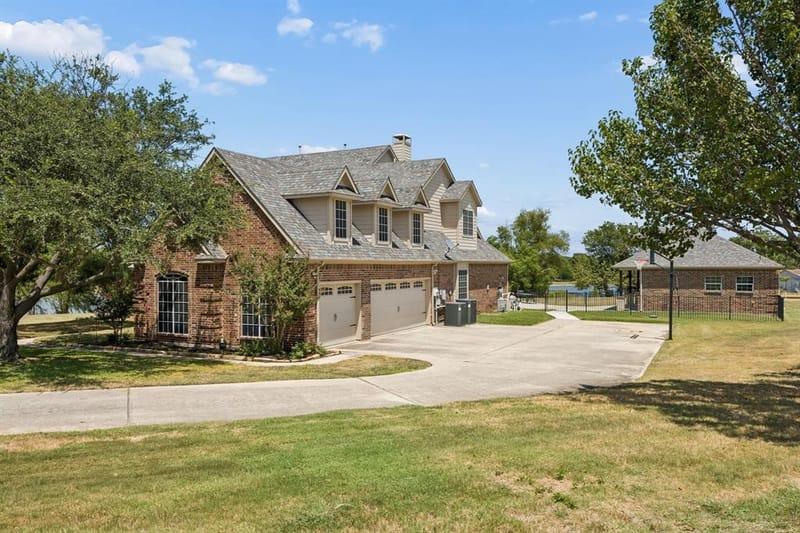 1920 High Point Circle, Celina TX 75009 - Photo 5