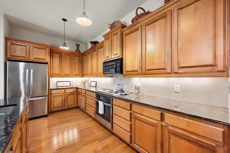 6668 Shady Glen Circle, Benbrook TX 76132 - Photo 11