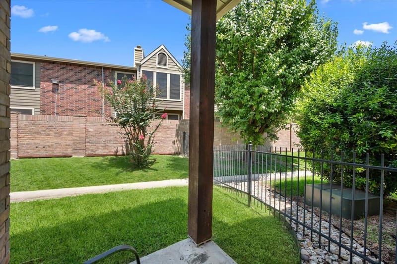6668 Shady Glen Circle, Benbrook TX 76132 - Photo 21
