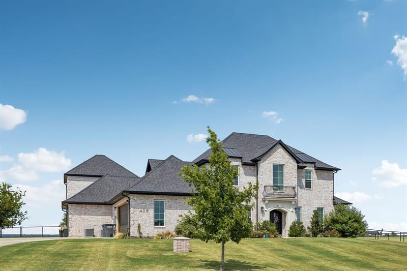 428 Royal Santana Run, Weatherford TX 76087 - Photo 2