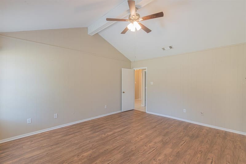 1015 Meadowlark Lane, Granbury TX 76048 - Photo 26