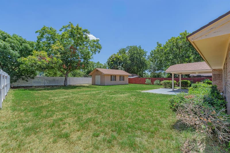 1015 Meadowlark Lane, Granbury TX 76048 - Photo 34