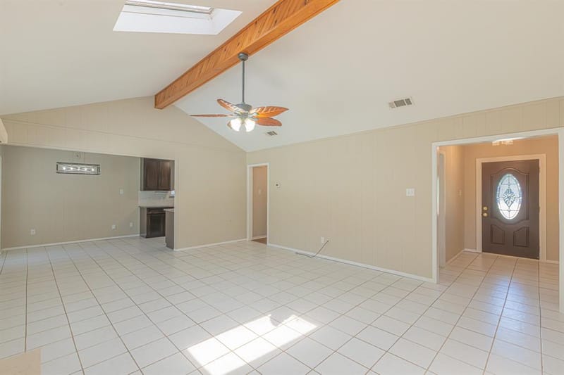 1015 Meadowlark Lane, Granbury TX 76048 - Photo 8