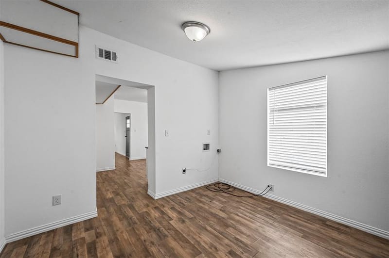 708 W Day Street, Denison TX 75020 - Photo 13