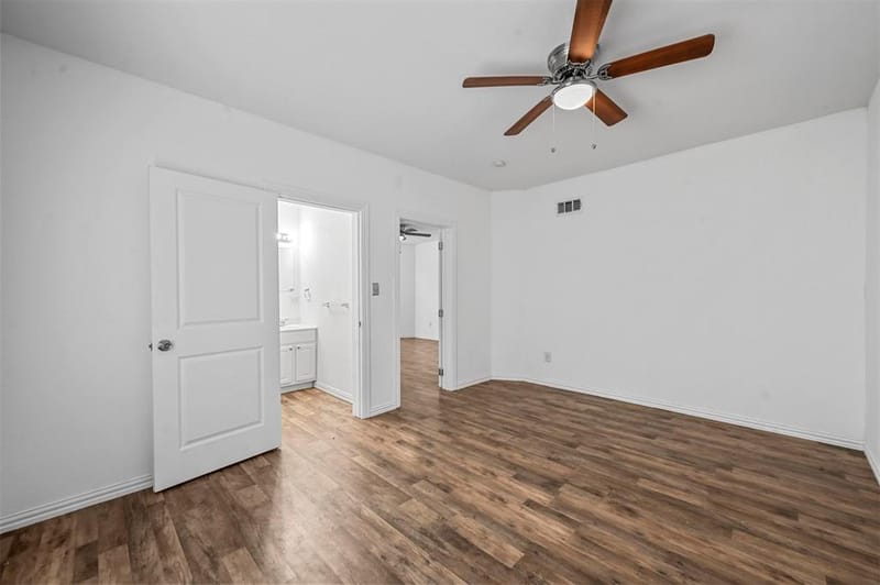 708 W Day Street, Denison TX 75020 - Photo 12