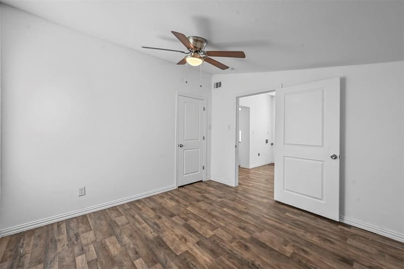 708 W Day Street, Denison TX 75020 - Photo 15
