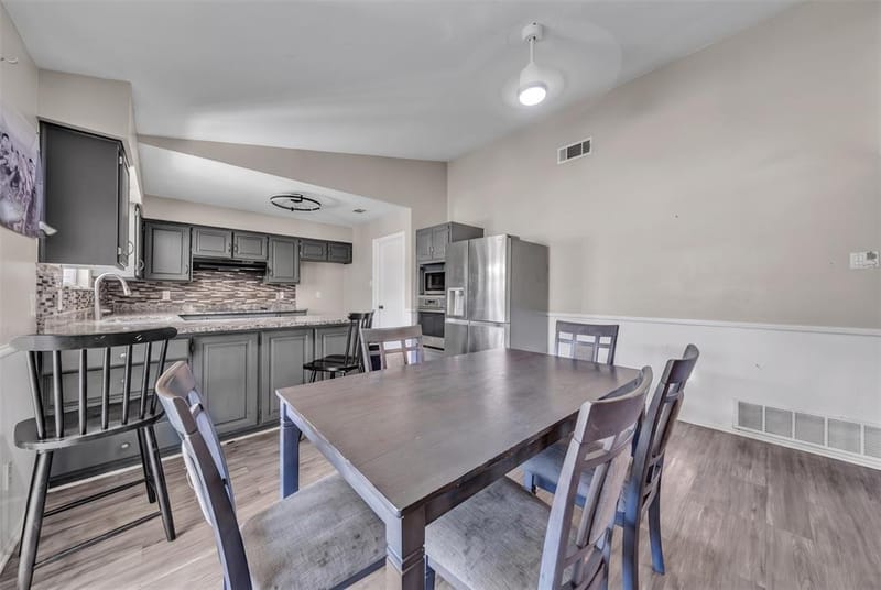 3813 Lynbrook Lane, Arlington TX 76015 - Photo 6