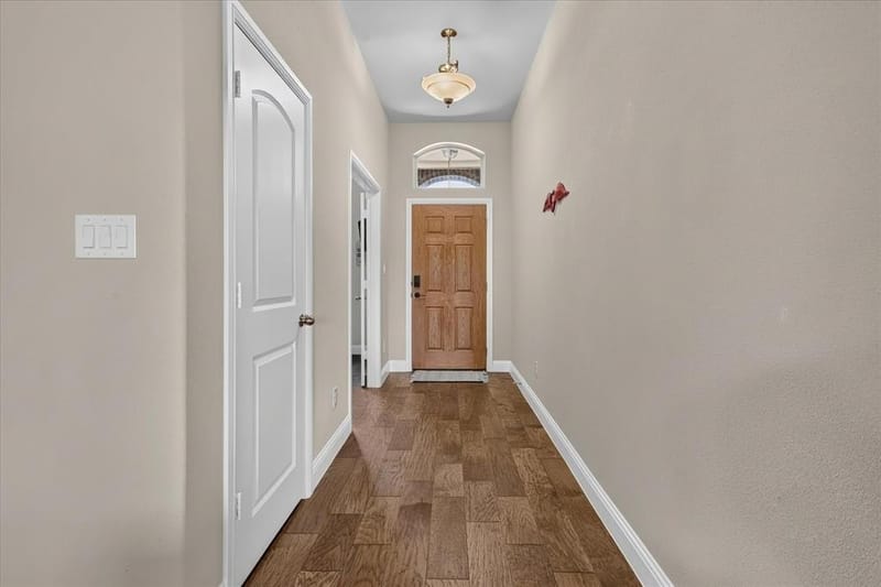 2807 River Ridge Court, Granbury TX 76048 - Photo 6