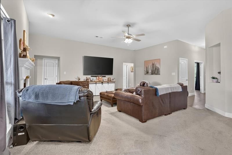 2807 River Ridge Court, Granbury TX 76048 - Photo 12