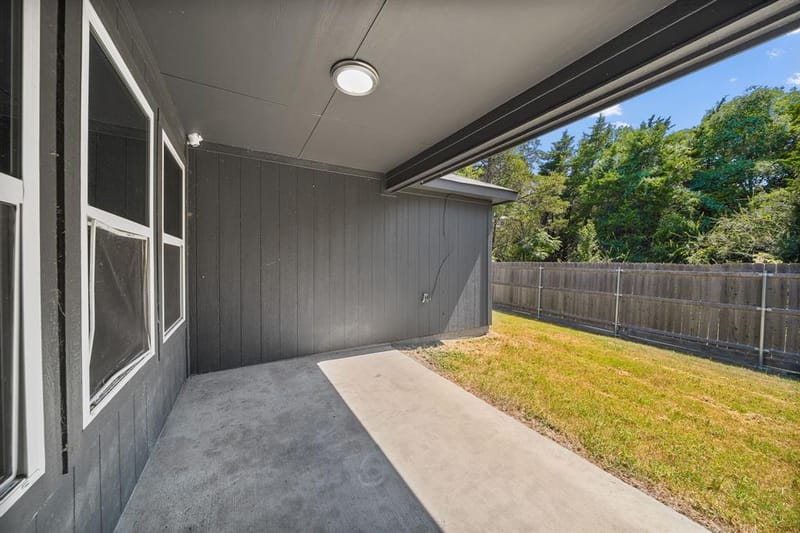 5735 Bon Air Drive, Dallas TX 75241 - Photo 23
