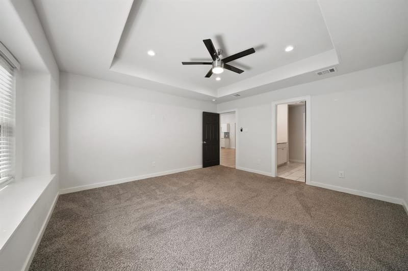 5735 Bon Air Drive, Dallas TX 75241 - Photo 14