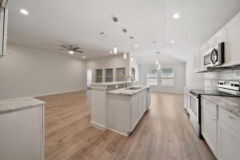 5735 Bon Air Drive, Dallas TX 75241 - Photo 11