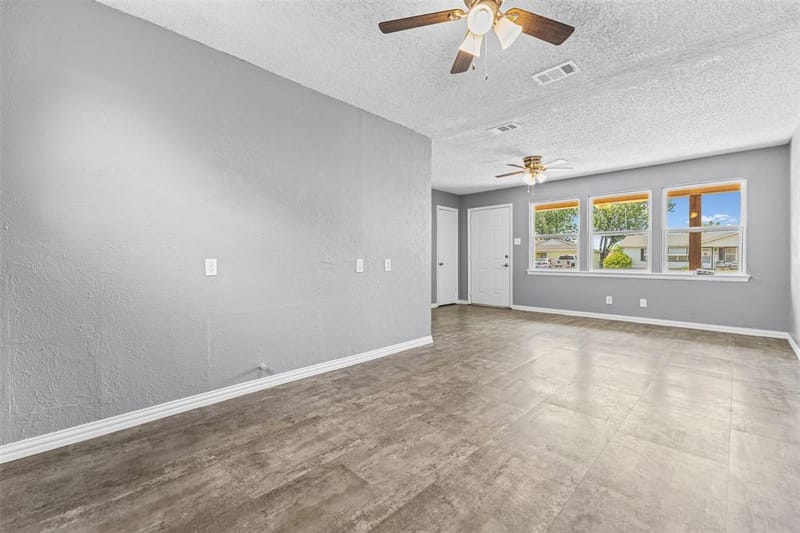 116 Highland Drive, Ennis TX 75119 - Photo 5