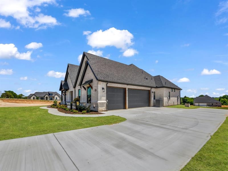 115 Guynell Ridge, Decatur TX 76234 - Photo 6