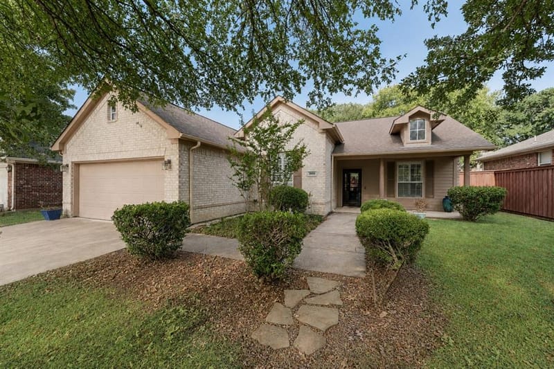 3900 Kirby Drive, Denton TX 76210