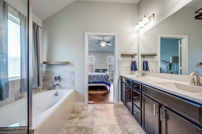 1913 Pavilion Lane, Denton TX 76210 - Photo 16