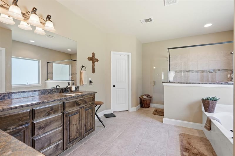 3518 Old Mineral Wells Highway, Weatherford TX 76088 - Photo 22