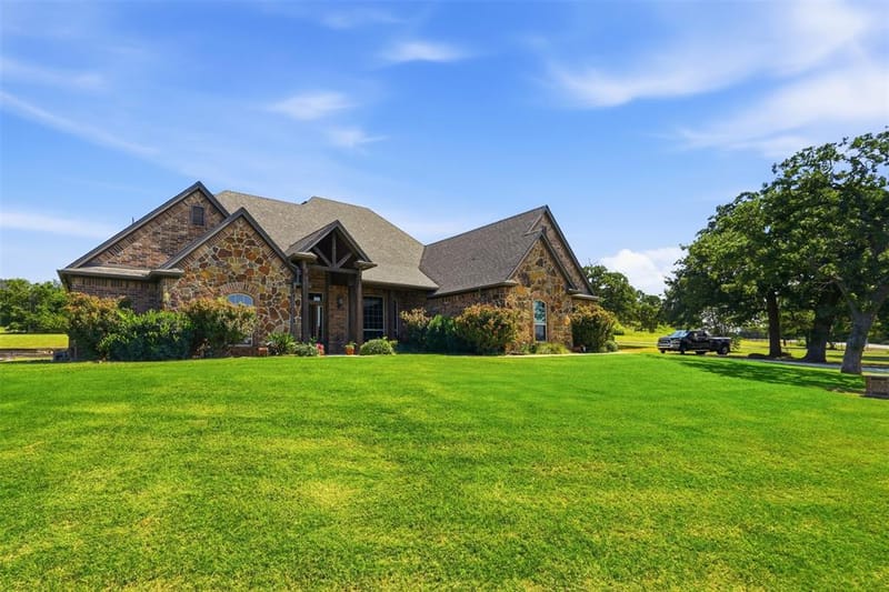 3518 Old Mineral Wells Highway, Weatherford TX 76088