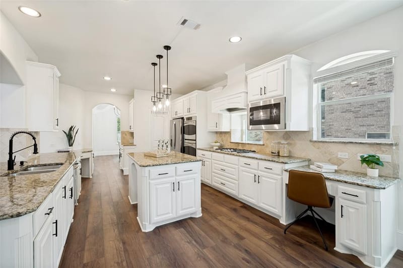 10432 Bartlett Drive, Frisco TX 75035 - Photo 9