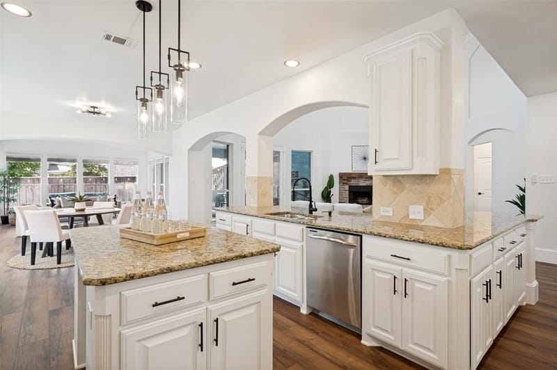 10432 Bartlett Drive, Frisco TX 75035 - Photo 11
