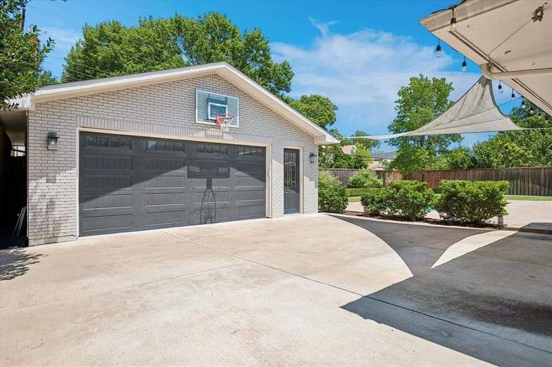 5939 Melshire Drive, Dallas TX 75230 - Photo 38