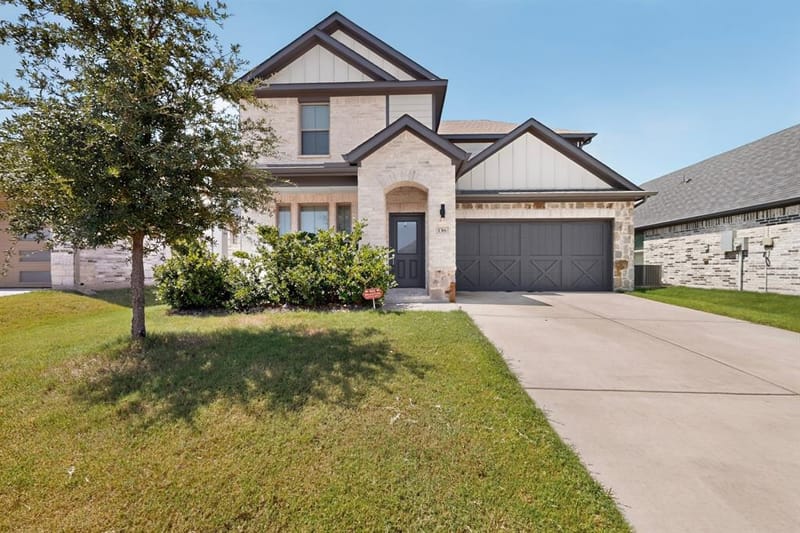 136 Camp Fire Drive, Waxahachie TX 75165 - Photo 2