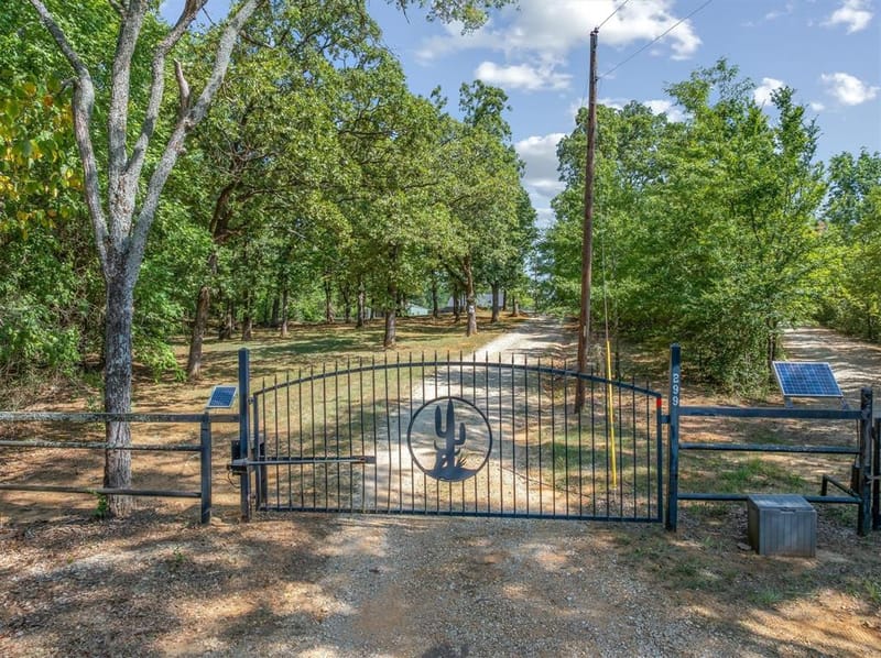 299 VZ 1716, Grand Saline TX 75140 - Photo 2