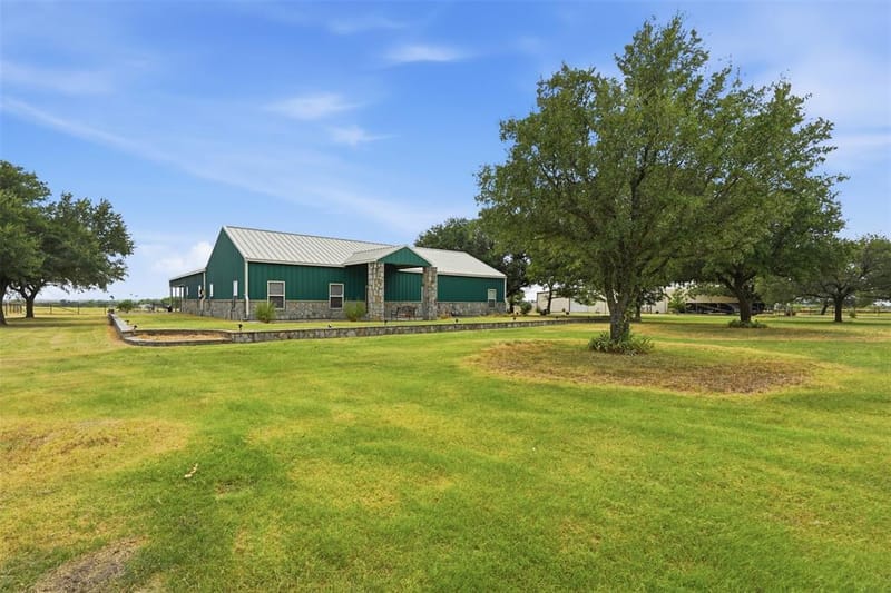 8165 Jackson Road, Krum TX 76249 - Photo 22