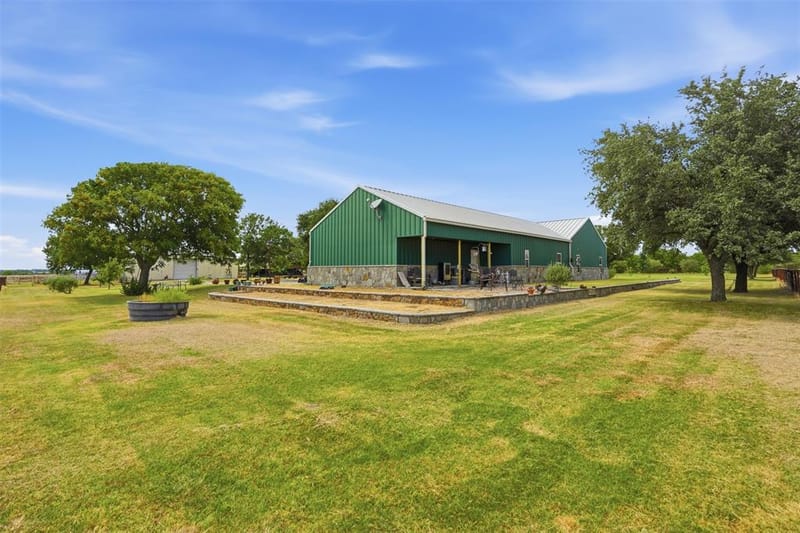 8165 Jackson Road, Krum TX 76249 - Photo 19
