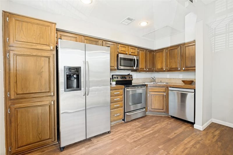 4203 Holland Avenue # 10, Dallas TX 75219 - Photo 6