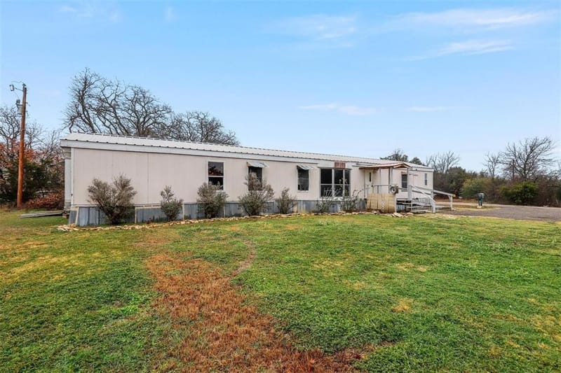4012 Nebraska Trail, Granbury TX 76048 - Photo 2