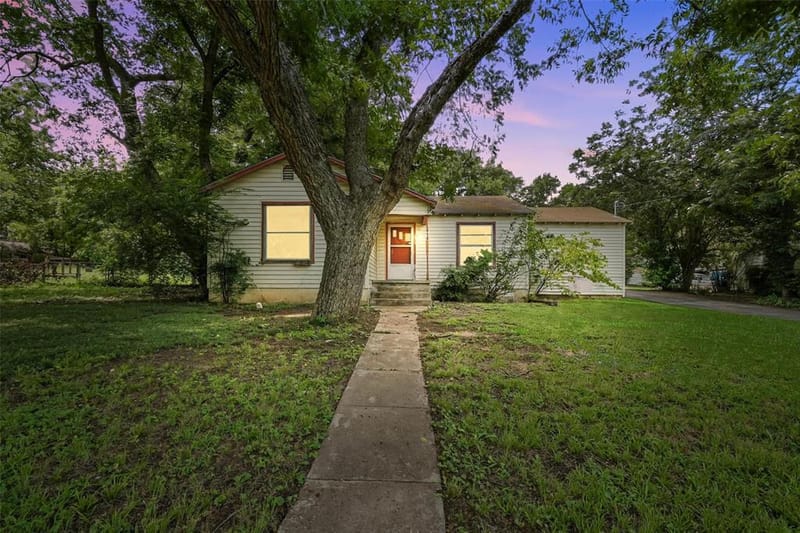 414 S Broadway Street, Bells TX 75414 - Photo 3
