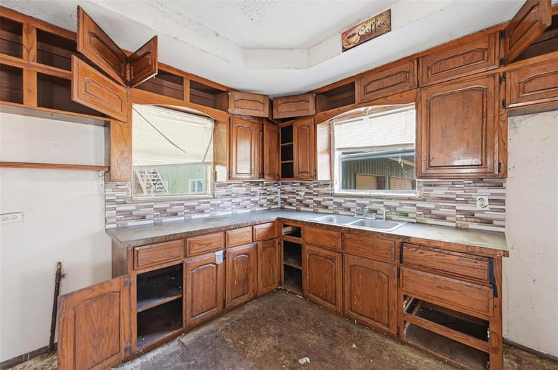 604 S Spears Street, Alvarado TX 76009 - Photo 9