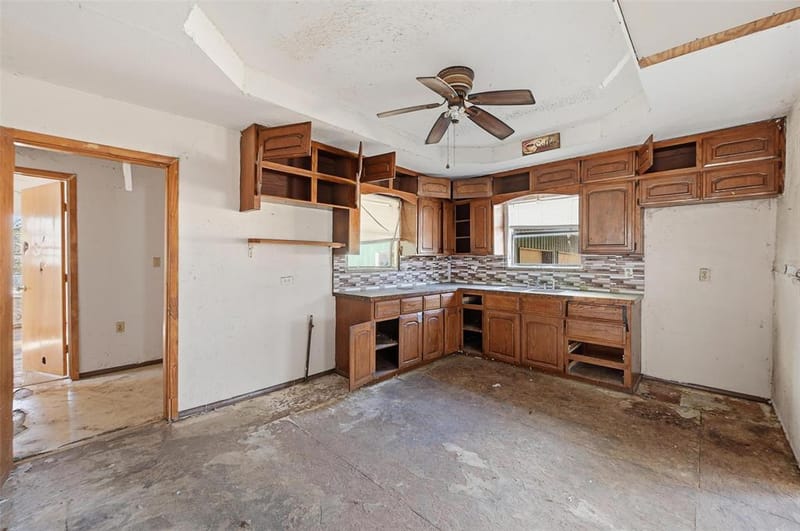 604 S Spears Street, Alvarado TX 76009 - Photo 8