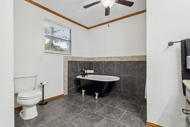 2328 Wildwood Way, Tool TX 75143 - Photo 29