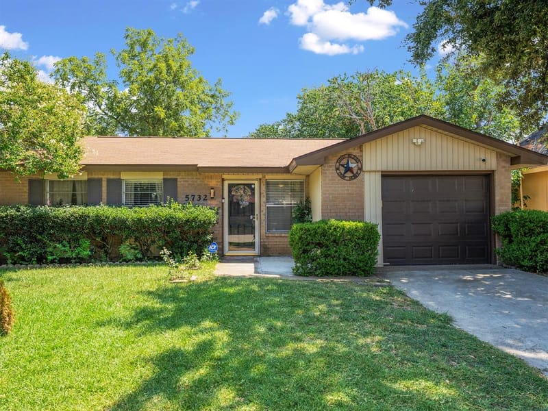 5732 Bonner Drive, Haltom City TX 76148