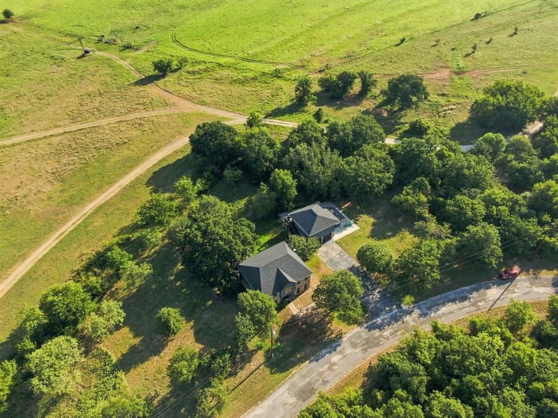 27172 Whispering Meadow Drive, Whitney TX 76692 - Photo 7