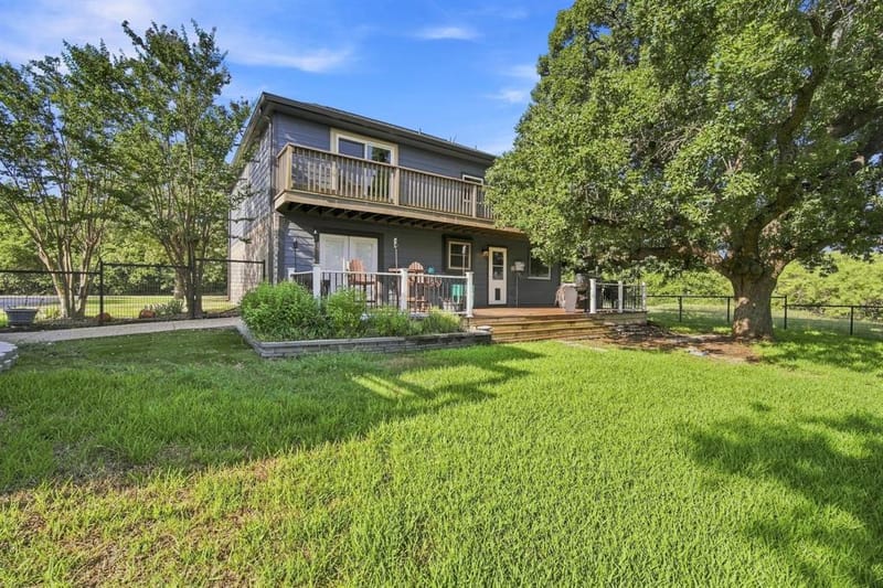 27172 Whispering Meadow Drive, Whitney TX 76692 - Photo 28
