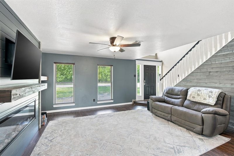 27172 Whispering Meadow Drive, Whitney TX 76692 - Photo 8