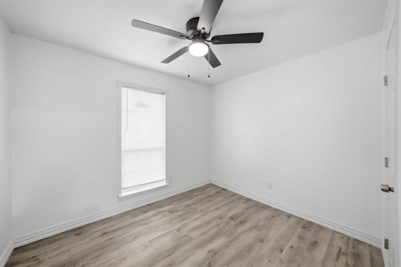 10124 Shayna Drive, Dallas TX 75217 - Photo 12