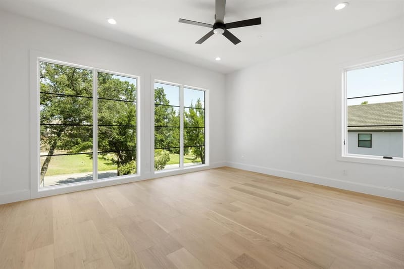 9421 Thornberry Lane, Dallas TX 75220 - Photo 29