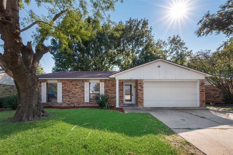 515 Forestwood Drive, Forney TX 75126