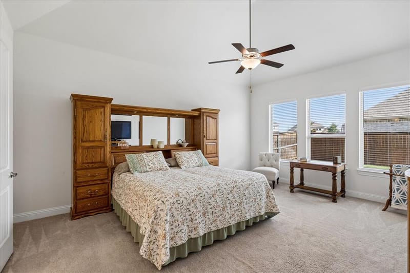 1709 Hamlet Drive, Fort Worth TX 76052 - Photo 13