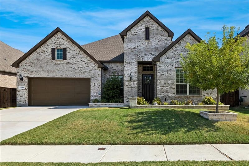 1709 Hamlet Drive, Fort Worth TX 76052