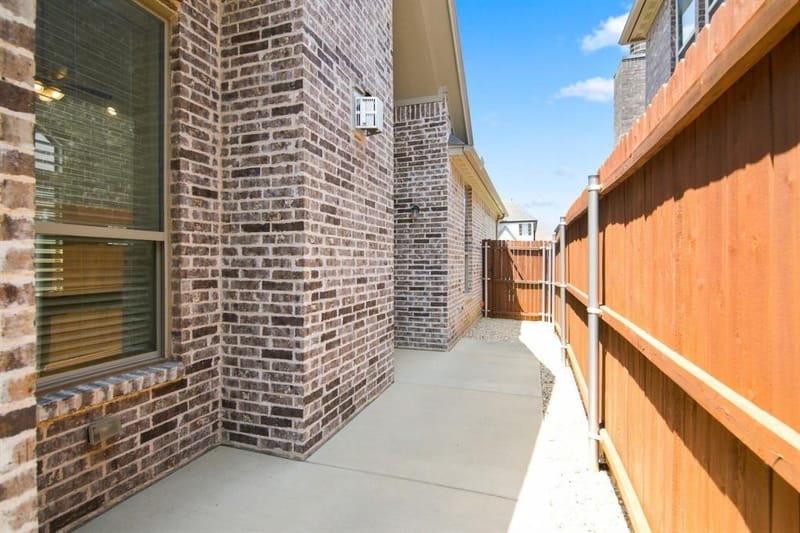 2620 Trinity Trail Way, Fort Worth TX 76118 - Photo 31
