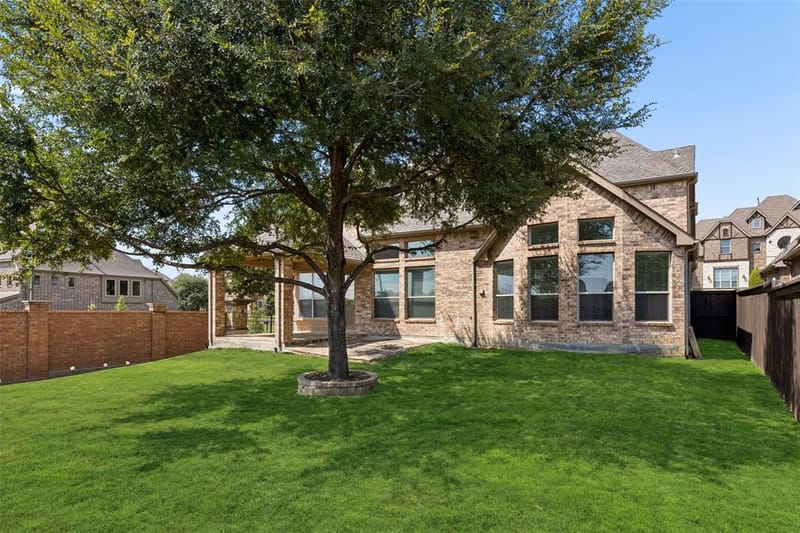 7306 Comal Drive, Irving TX 75039 - Photo 37