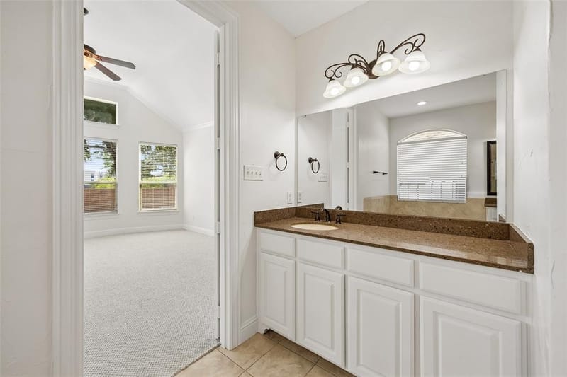 7306 Comal Drive, Irving TX 75039 - Photo 21