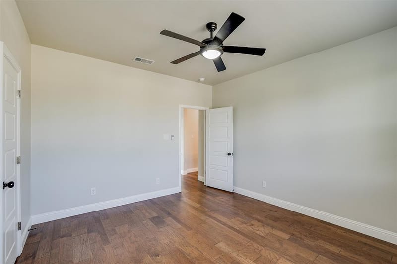 1804 Eastwood Court, Mansfield TX 76063 - Photo 31