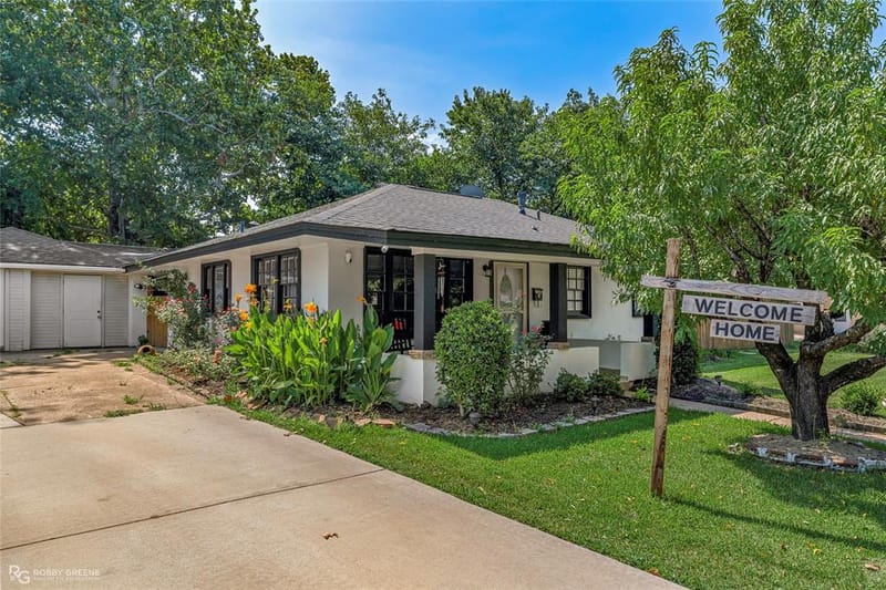 208 S Youree Street, Bossier City LA 71111